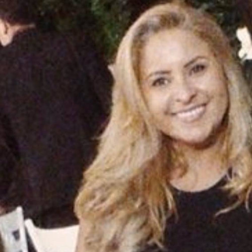 Meet your Posher, Elaine